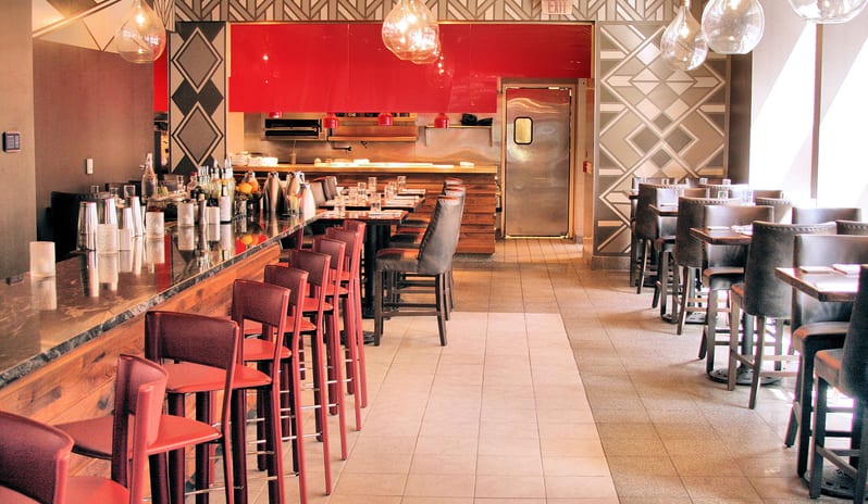 Kimpton Palomar Hotel - Square 1682 Restaurant Table Arrangment